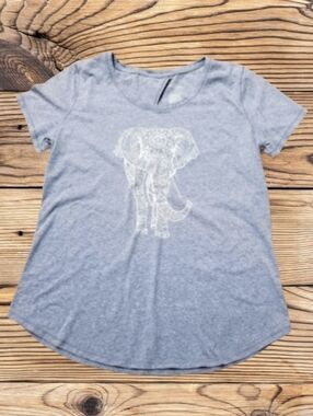 WOMEN'S ST. JOHN'S BAY ACTIVE - ELEPHANT TEE SIZE - LARGE